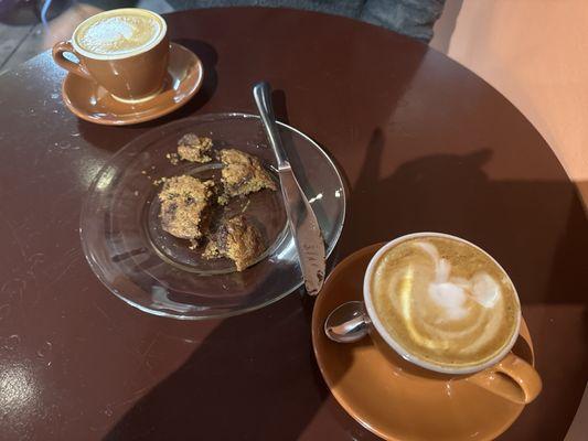 Cardamom chocolate chip cookie and cappuccino