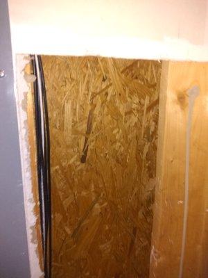 Outside wall built with particle board