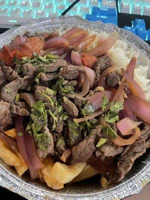 Lomo saltado