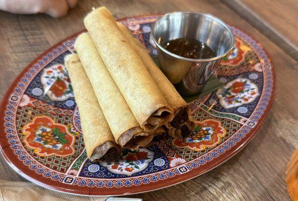 Lumpia, fresh from the fryer