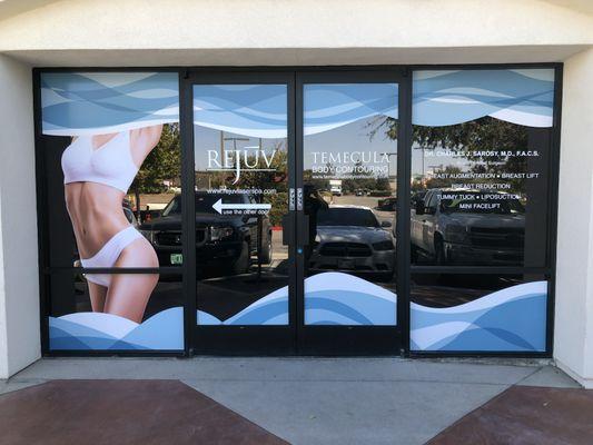 Professionally install the graphics for Murrieta California