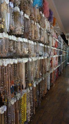 Necklace wall