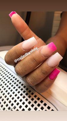 Full set ombré with accent nail