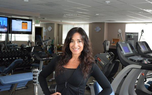 Rachel Fabrizio hanging out the gym.