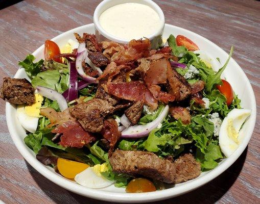 Steak salad