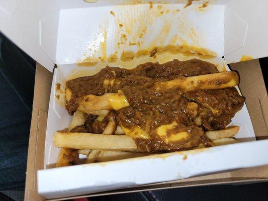 Chili cheese fries