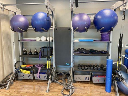 Exercise equipment and balance balls