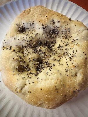 Mmmm.. mmmm. Onion bialy.