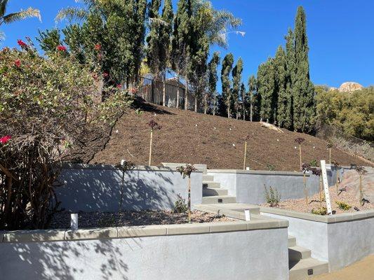 Double retaining wall in Corona