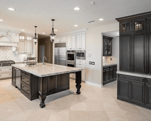 Transitional Coto De Caza Kitchen Project Year: 2017 Project Cost: $100,001 - $150,000 Zip Code: 92679 Call 949-830-6300