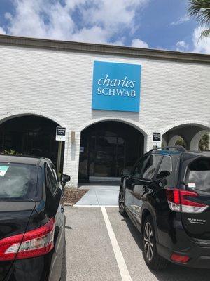 Charles Schwab