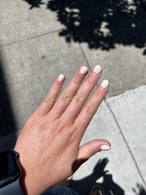 Four Seasons Nails & Tanning