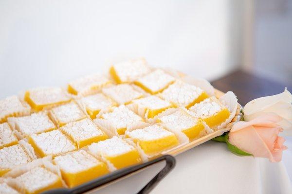 Lemon bars