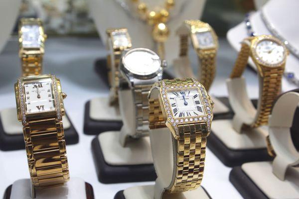 The best Brands on watches and fine jewelry.