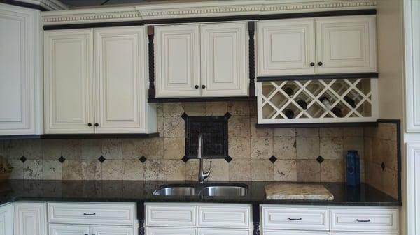 Nice accent backsplash with a border.