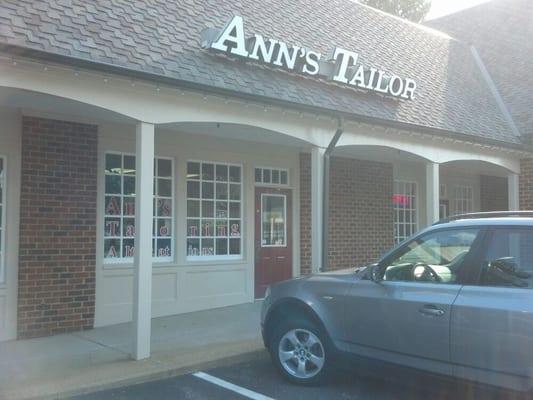 Ann's Tailoring & Shoe Repair