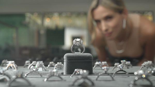 Extensive in store selection of natural and lab grown diamonds