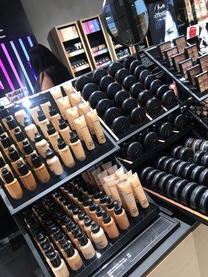 MAC Cosmetics