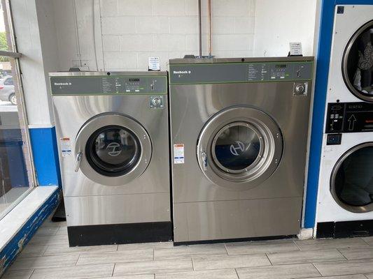 Large 6 and 8 load washers