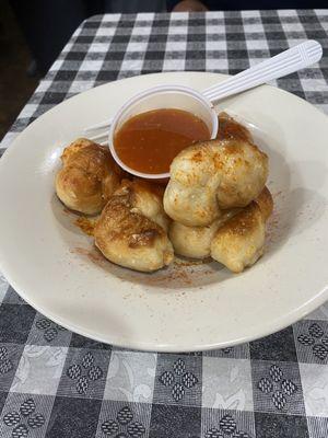 Garlic Knots