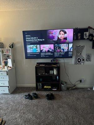 Tv mount