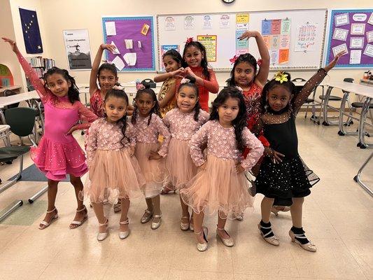 Little Latin Dancers hanging w/ the big Kids!