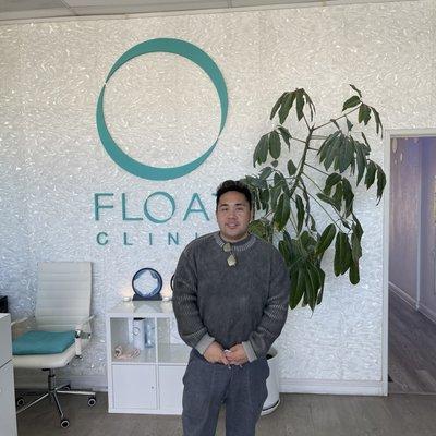 #BryantAndEmin do #FloatClinic!