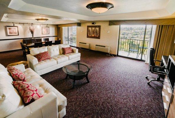 Crowne Plaza San Diego - Mission Valley, an IHG Hotel