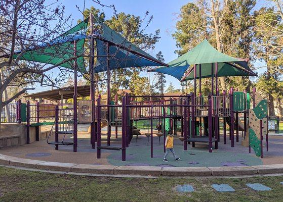 Play structure with sun shades