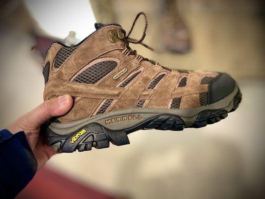 Top quality brand hiking shoes.