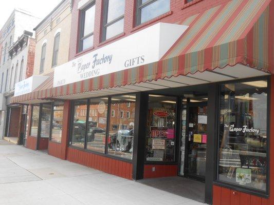 Store front-sidewalk view