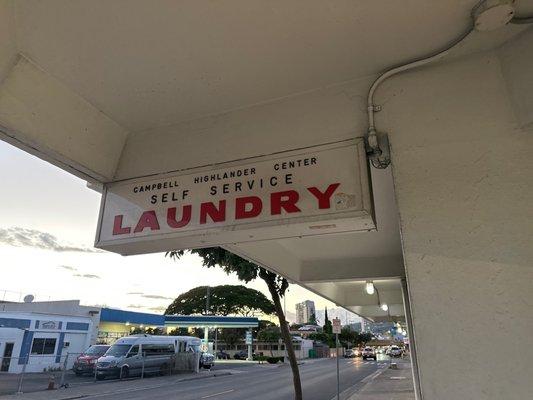 Campbell Highlander Laundry