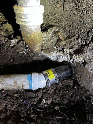 Fixing sewer line in a residential property in Miami