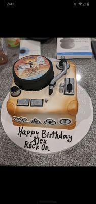 Led Zeppelin record player cake