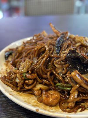 Perfect noodle dish with a bit of spice