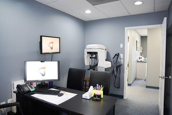 consulting room and CBCT digital x-ray unit at Conyers Family Dentist