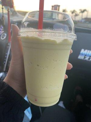 Pistachio smoothie without whipped cream