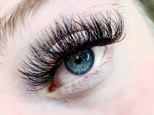 Hybrid lashes