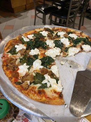 Ricotta eggplant and spinach Pizza