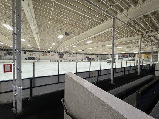 LA King's Valley Ice Center