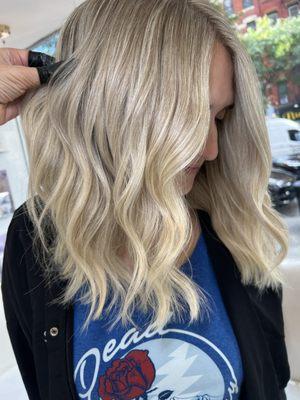 Baby blonde highlights with money piece