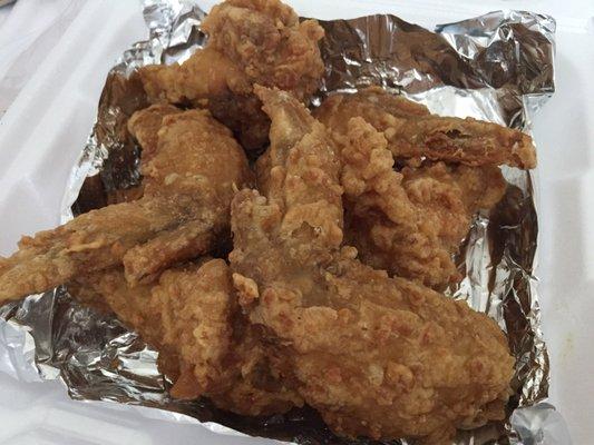 Very crispy fried chicken wings! It's so good better than KFC.