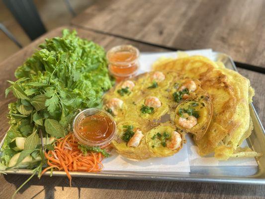 Banh Khot and banh xeo