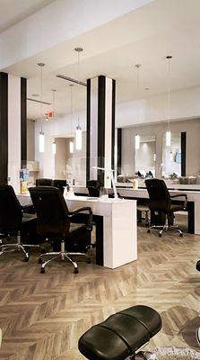 Anderson & Cole Nail Spa Biscayne