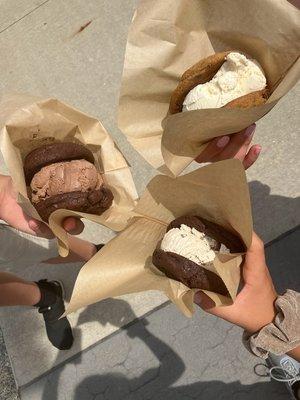 Cookie Ice-cream Sandwiches