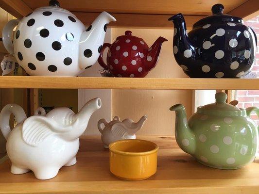 Tea pots that are adorable as well as functional!