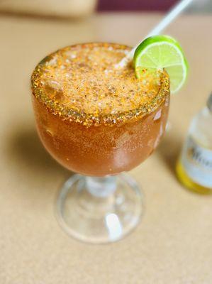 Michelada con Modelo Especial