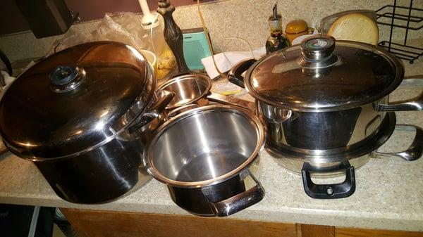 Partial collection of the cheap cookware