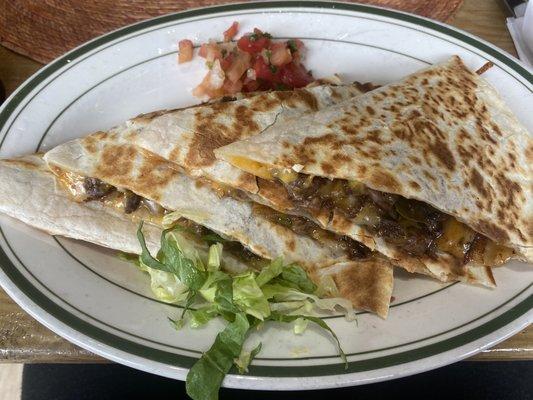 Carne asada quesadilla