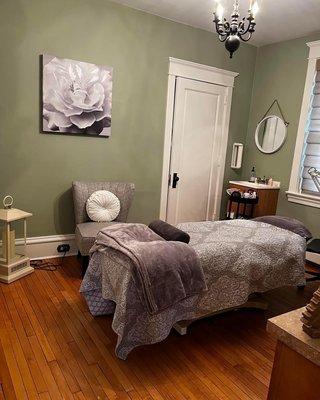 Lisa's Ultimate Image Spa room for facials, brows, and lashes.